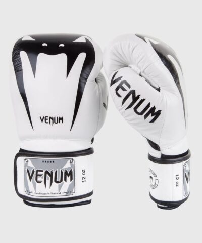 VENUM Giant 3.0 Nappa Leather Boxing Gloves - Image 7