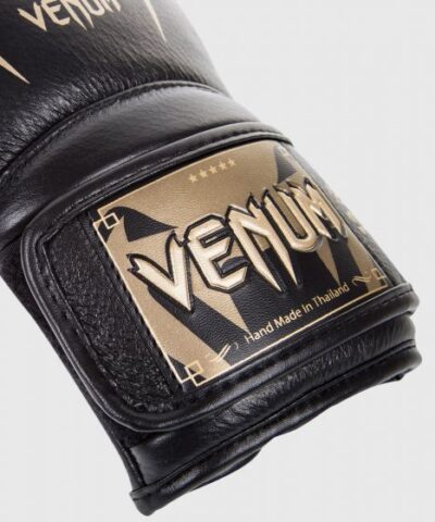 VENUM Giant 3.0 Nappa Leather Boxing Gloves - Image 3