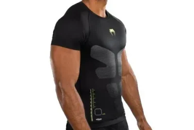 VENUM Training Camp 4.0 Rashguard (Short Sleeve) - Image 3