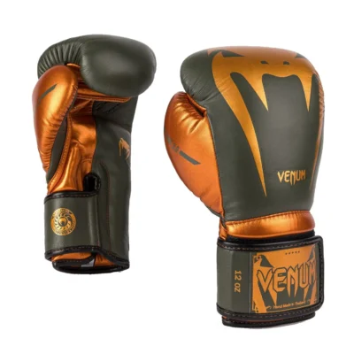 VENUM Giant 3.0 Boxing Gloves  (Special Edition)