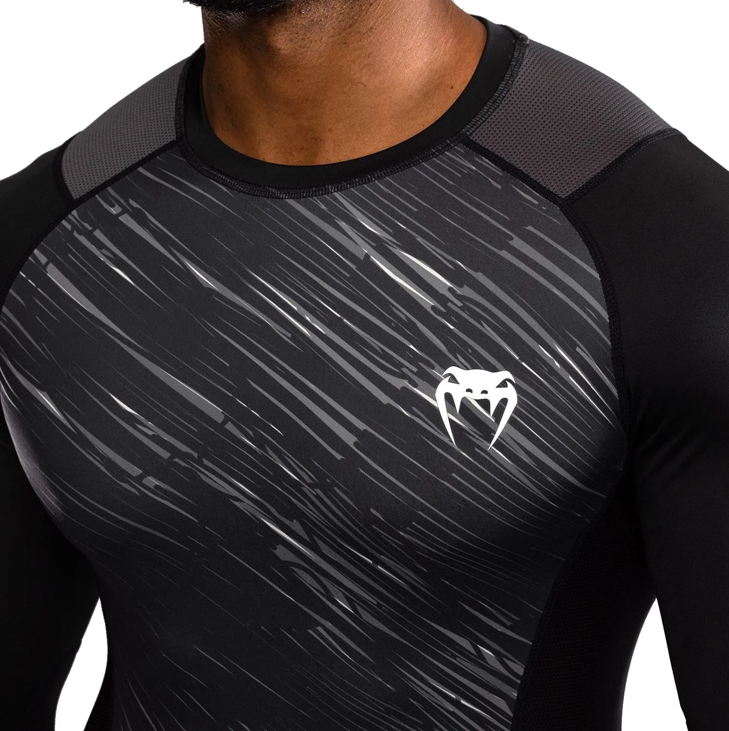 VENUM Rapid Rashguard (Long sleeve) - Image 2