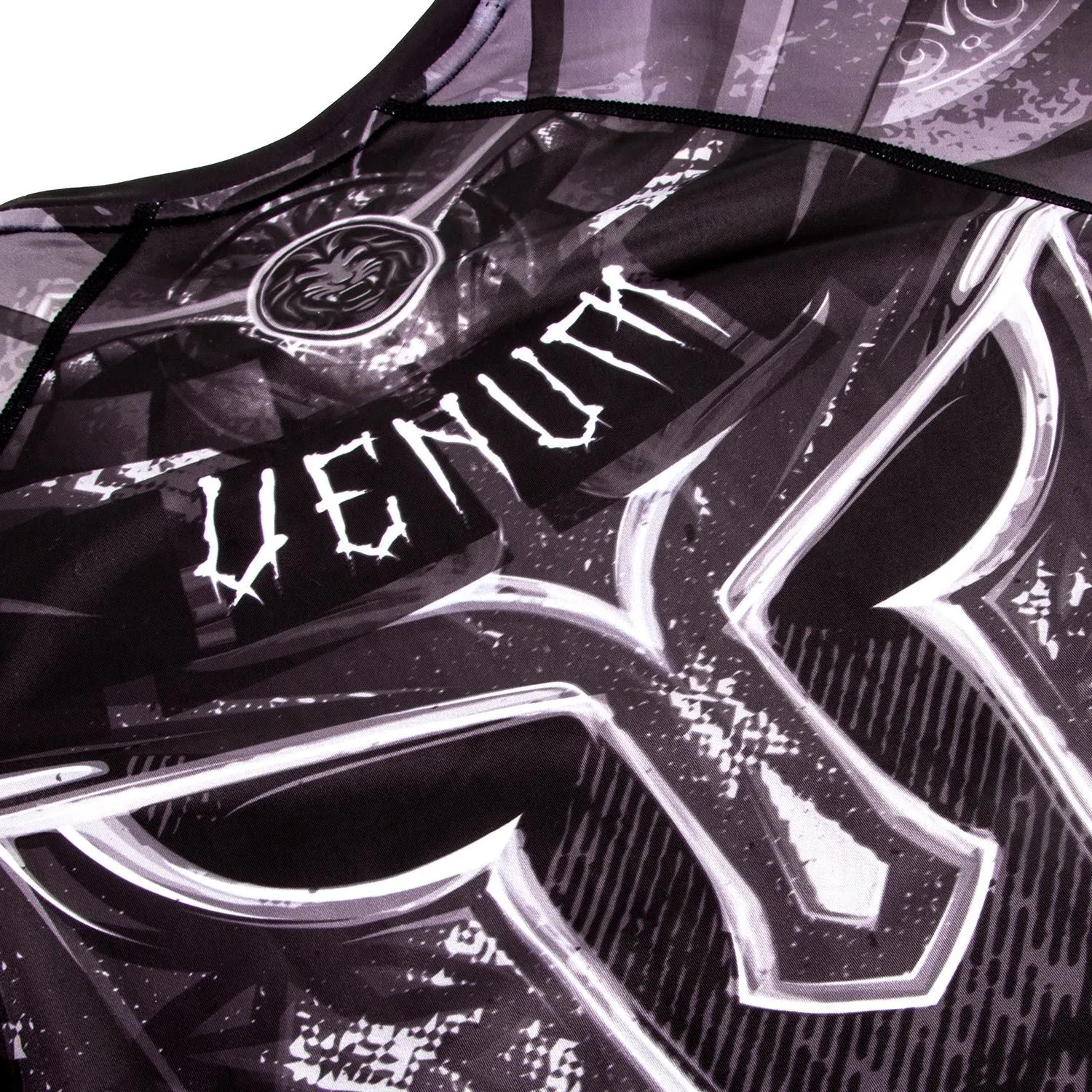 VENUM Gladiator 3.0 Rashguard (Short Sleeve) - Image 5